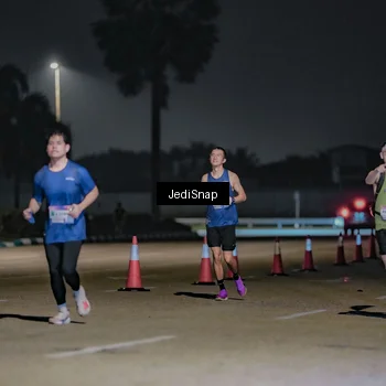 Runner Photo 7509200
