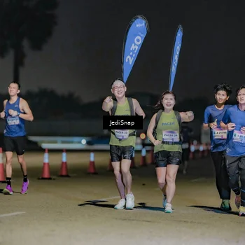 Runner Photo 7509206