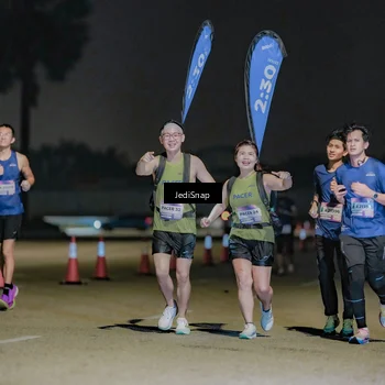 Runner Photo 7509210