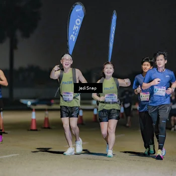 Runner Photo 7509211