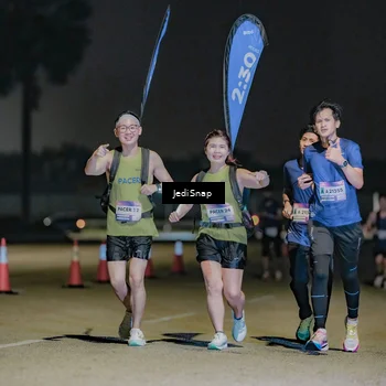 Runner Photo 7509218