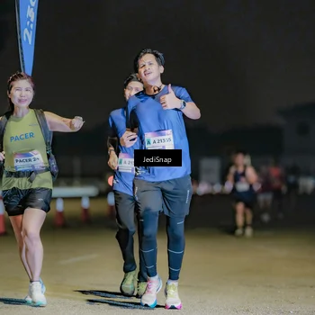 Runner Photo 7509224