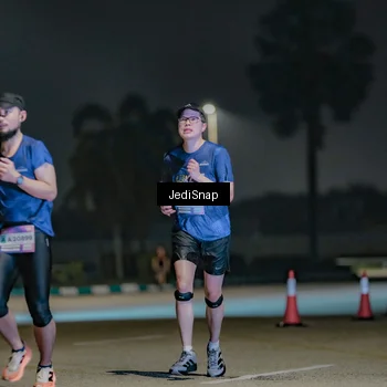 Runner Photo 7509235