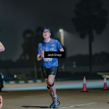 Runner Photo 7509242