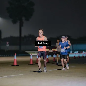 Runner Photo 7509273