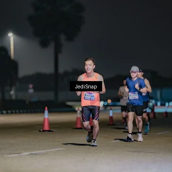 Runner Photo 7509280