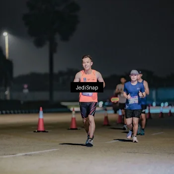 Runner Photo 7509286
