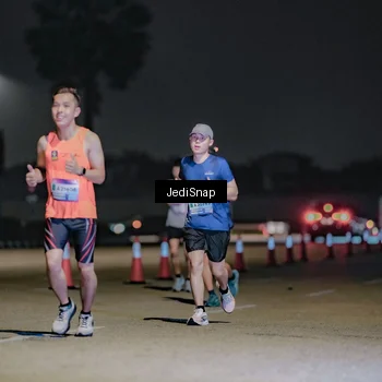Runner Photo 7509293