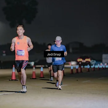 Runner Photo 7509294