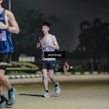 Runner Photo 7509346