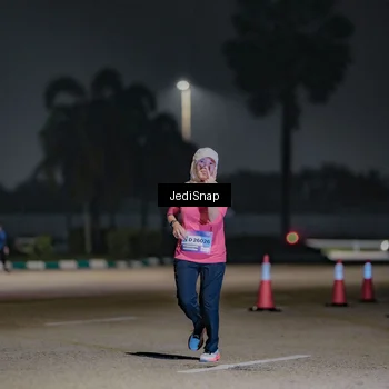 Runner Photo 7509375