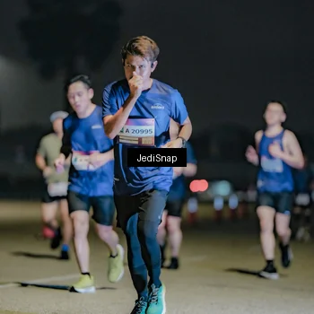 Runner Photo 7509414