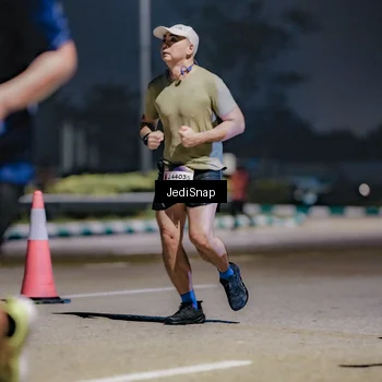 Runner Photo 7509435