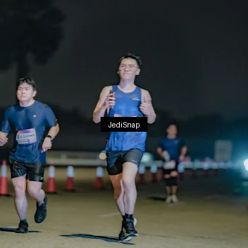 Runner Photo 7509440