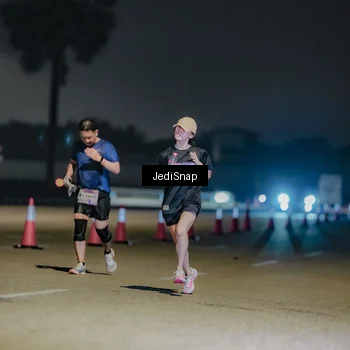 Runner Photo 7509448