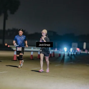 Runner Photo 7509449
