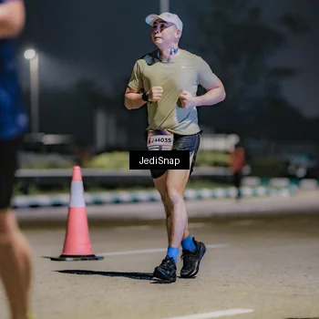 Runner Photo 7509451
