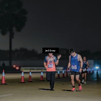 Runner Photo 7509495
