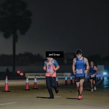 Runner Photo 7509500