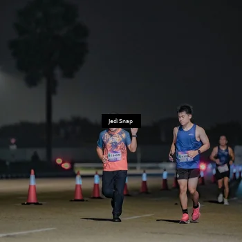 Runner Photo 7509503