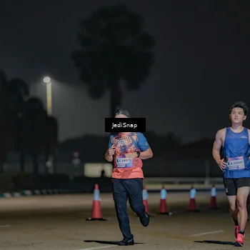 Runner Photo 7509515