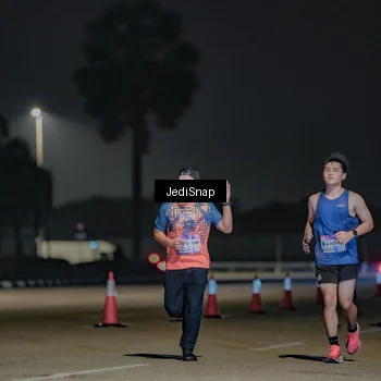 Runner Photo 7509520
