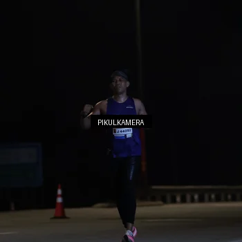 Runner Photo 7509565