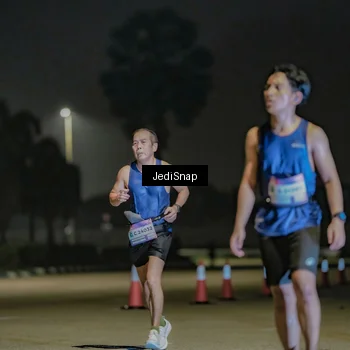 Runner Photo 7509580