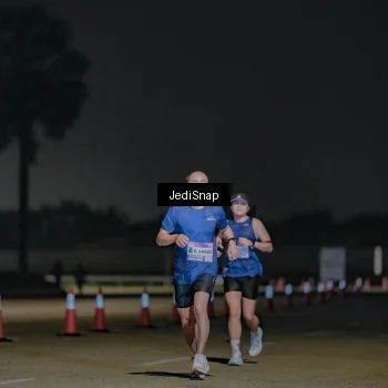 Runner Photo 7509584