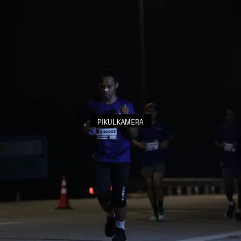 Runner Photo 7509585