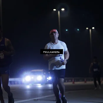 Runner Photo 7509648