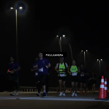 Runner Photo 7509713