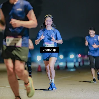 Runner Photo 7509781