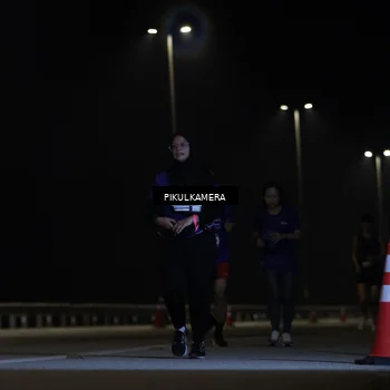 Runner Photo 7509789
