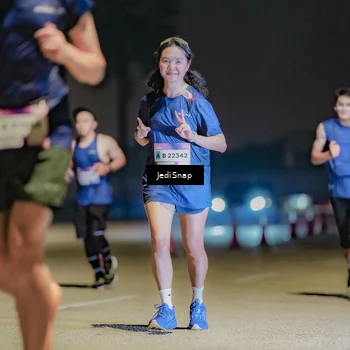 Runner Photo 7509800