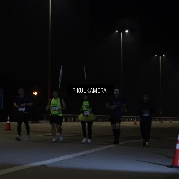 Runner Photo 7509880