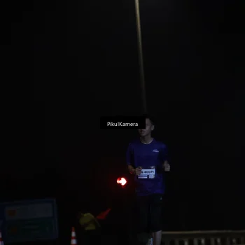 Runner Photo 7509945