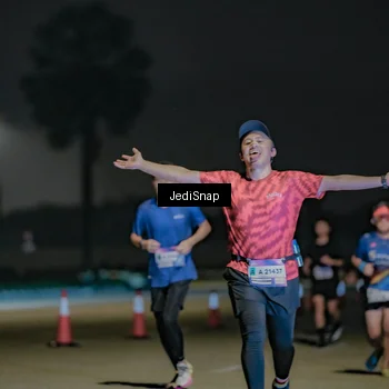 Runner Photo 7509950
