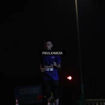 Runner Photo 7509957