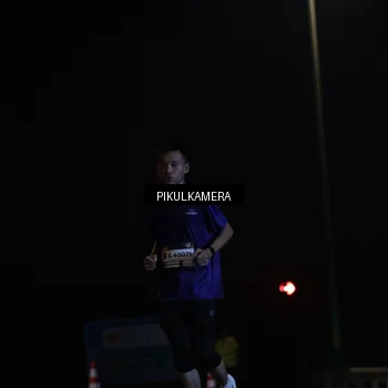 Runner Photo 7509958