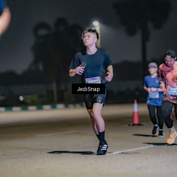 Runner Photo 7509979