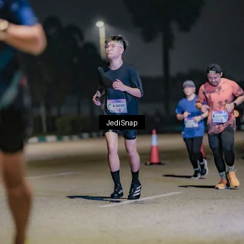 Runner Photo 7509983