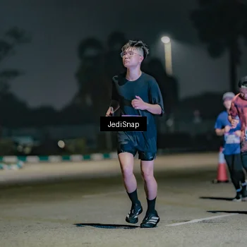 Runner Photo 7509992