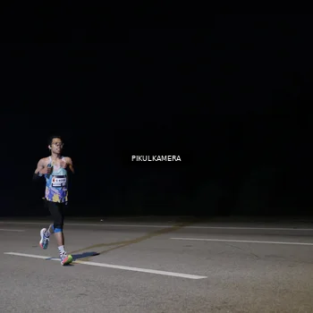 Runner Photo 7509994