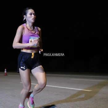 Runner Photo 7510012