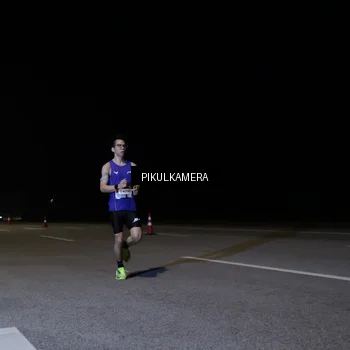 Runner Photo 7510023