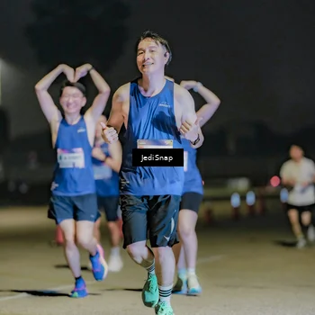 Runner Photo 7510036