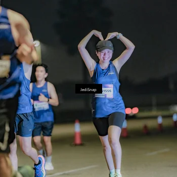 Runner Photo 7510043