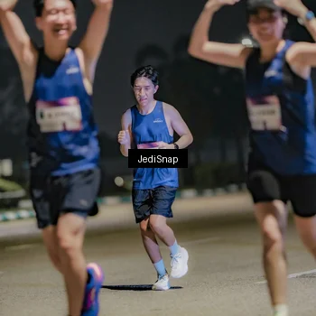 Runner Photo 7510046