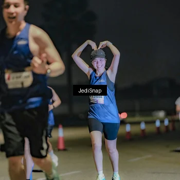 Runner Photo 7510052
